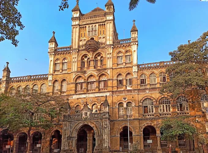 Front view of the Elphinstone College heritage building
